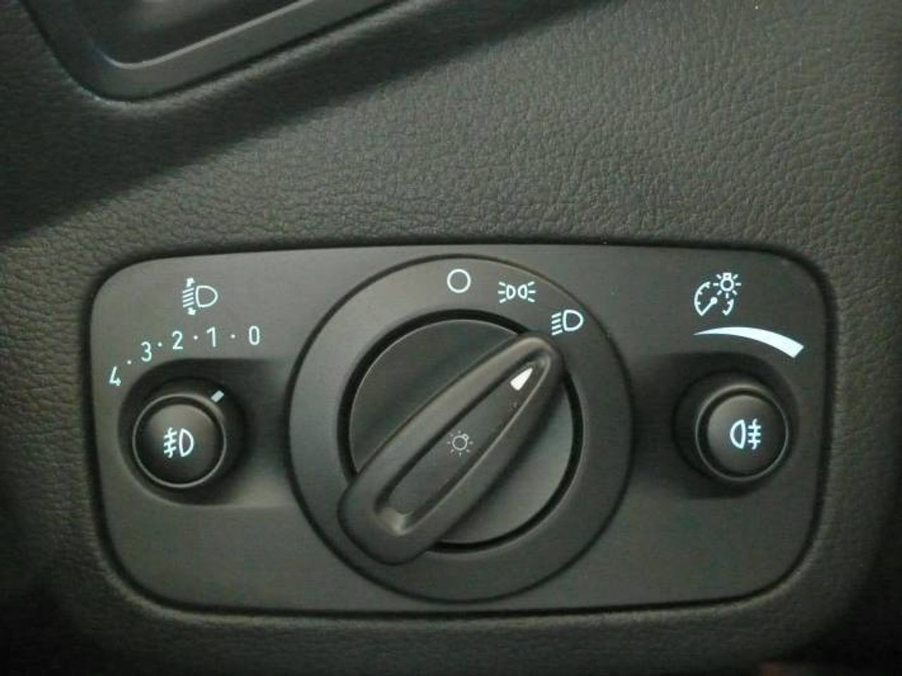 Ford Kuga 1.5 EcoBoost Trend+  - Foto 24