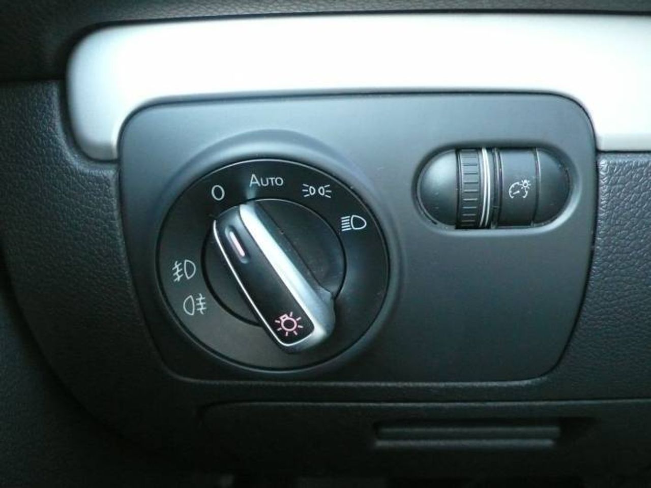 Volkswagen Golf 2.0 TDI  SPORT DSG 140CV  - Foto 23