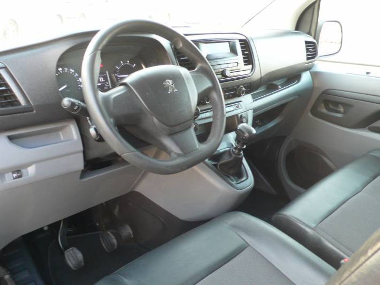 Peugeot Expert PRO BLUeHDI 120CV  - Foto 3