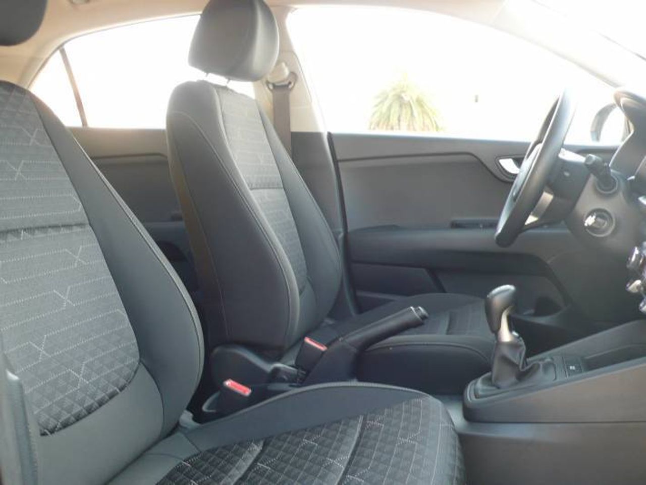 Kia Rio 1.0 T-GDi 74kW (100CV) MHEV iMT Concept  - Foto 13