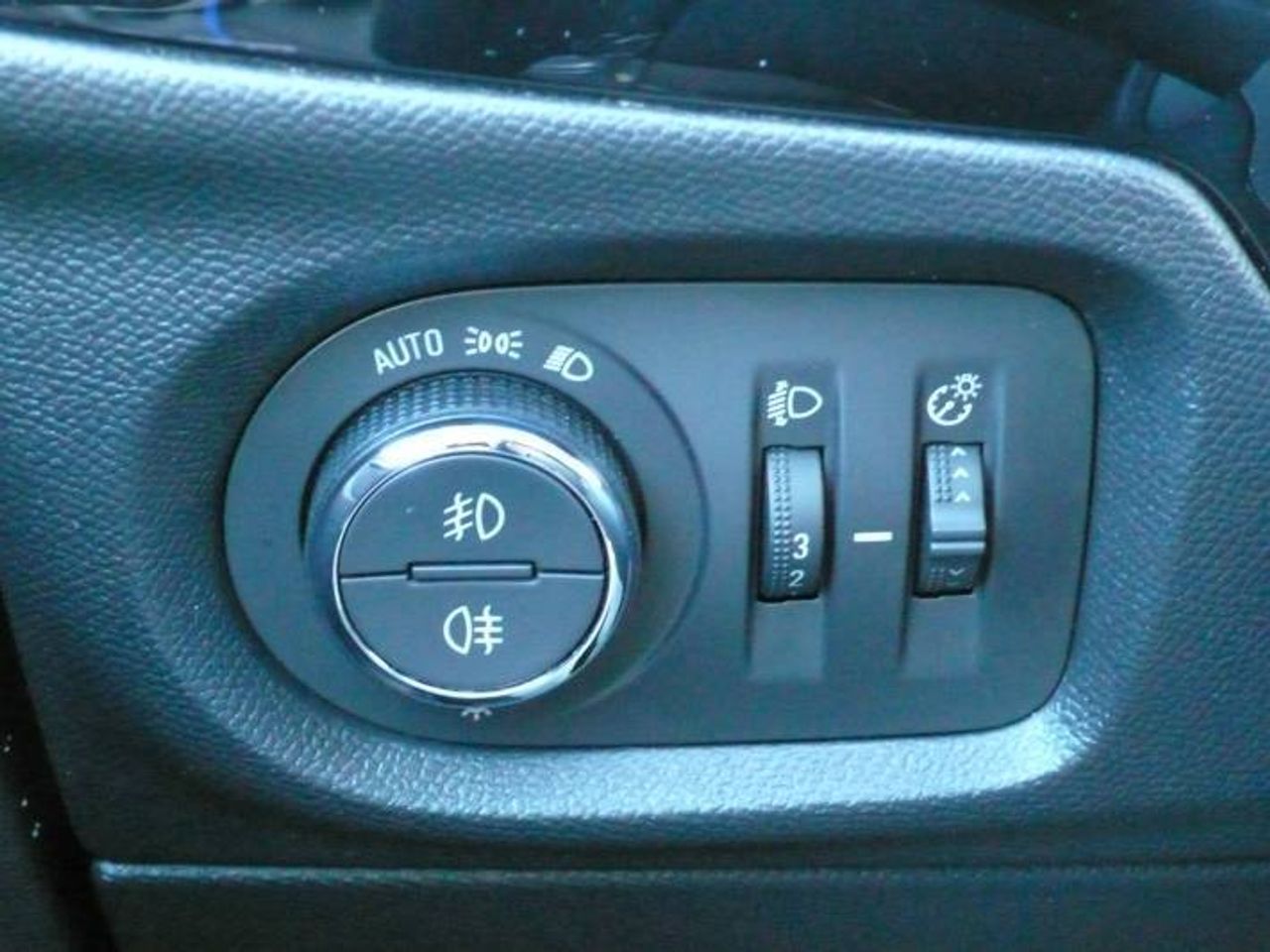 Opel Corsa 1.2T XHL S/S Elegance 100CV  - Foto 32
