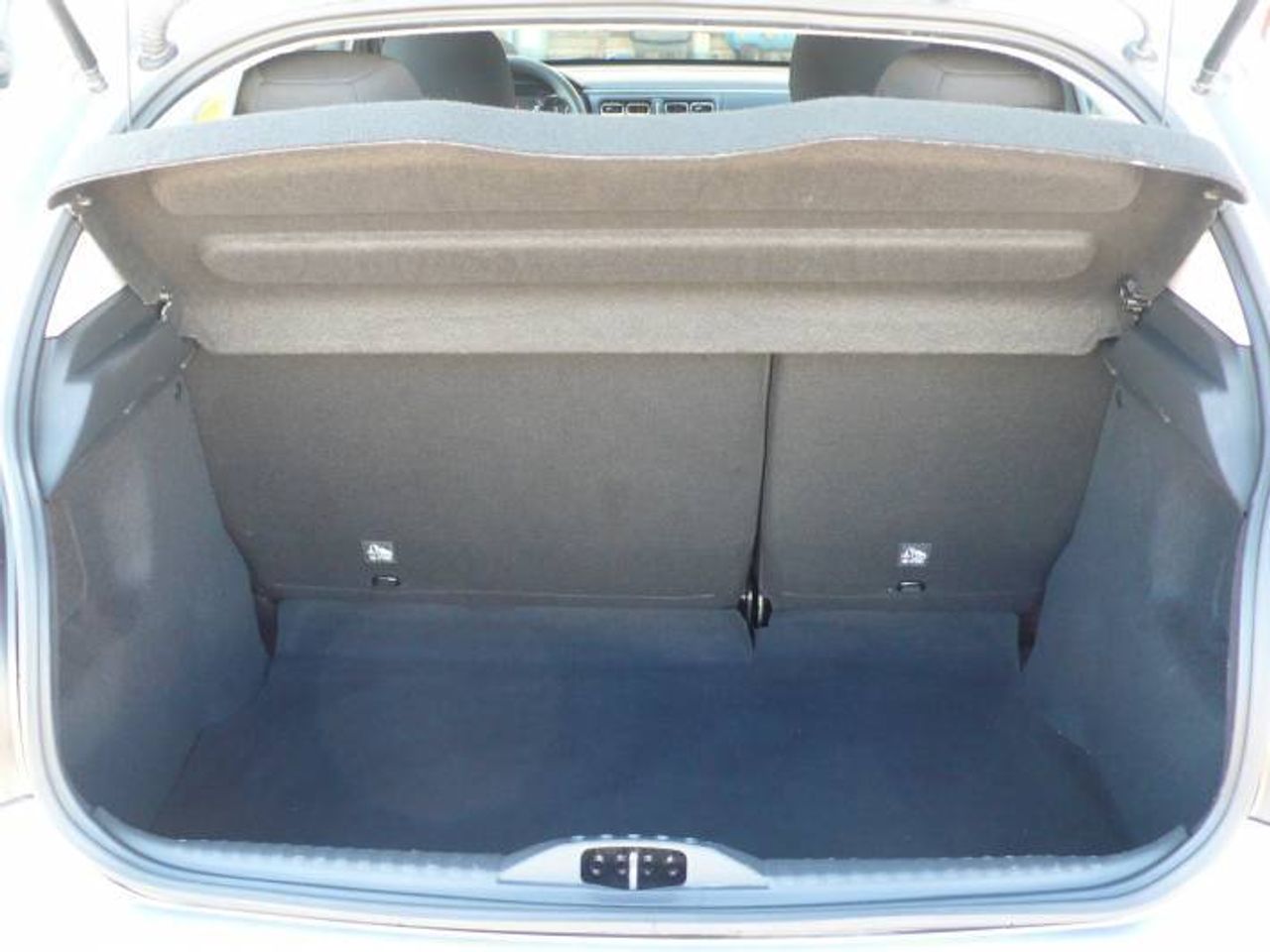 Citroën C3 1.2 C-SERIES  - Foto 13