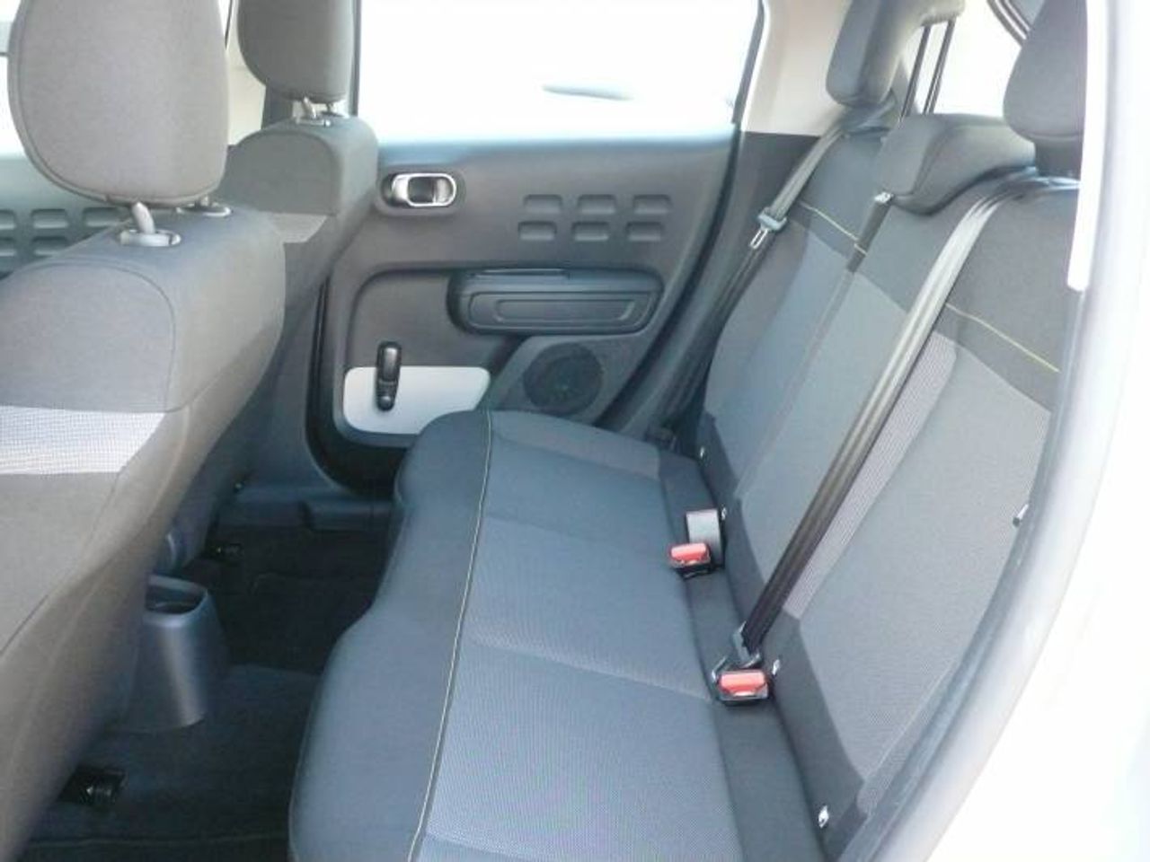 Citroën C3 1.2 C-SERIES  - Foto 11