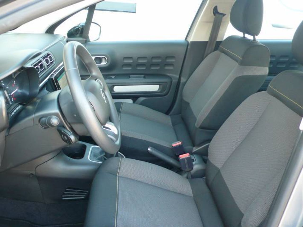 Citroën C3 1.2 C-SERIES  - Foto 10