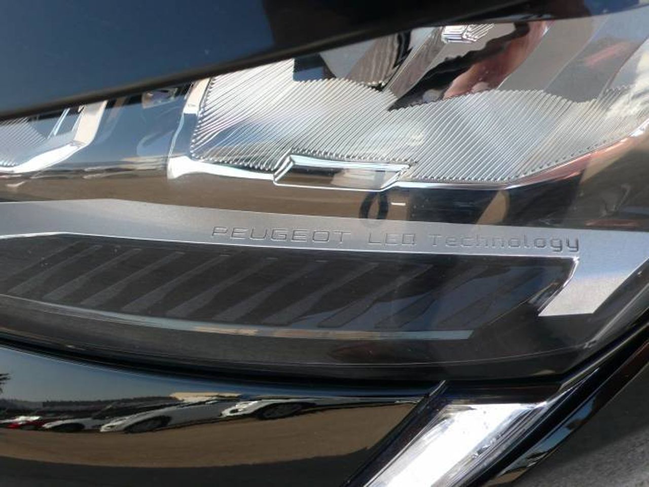 Peugeot 308 Allure 130CV S&S Manual 5 Puertas  - Foto 38