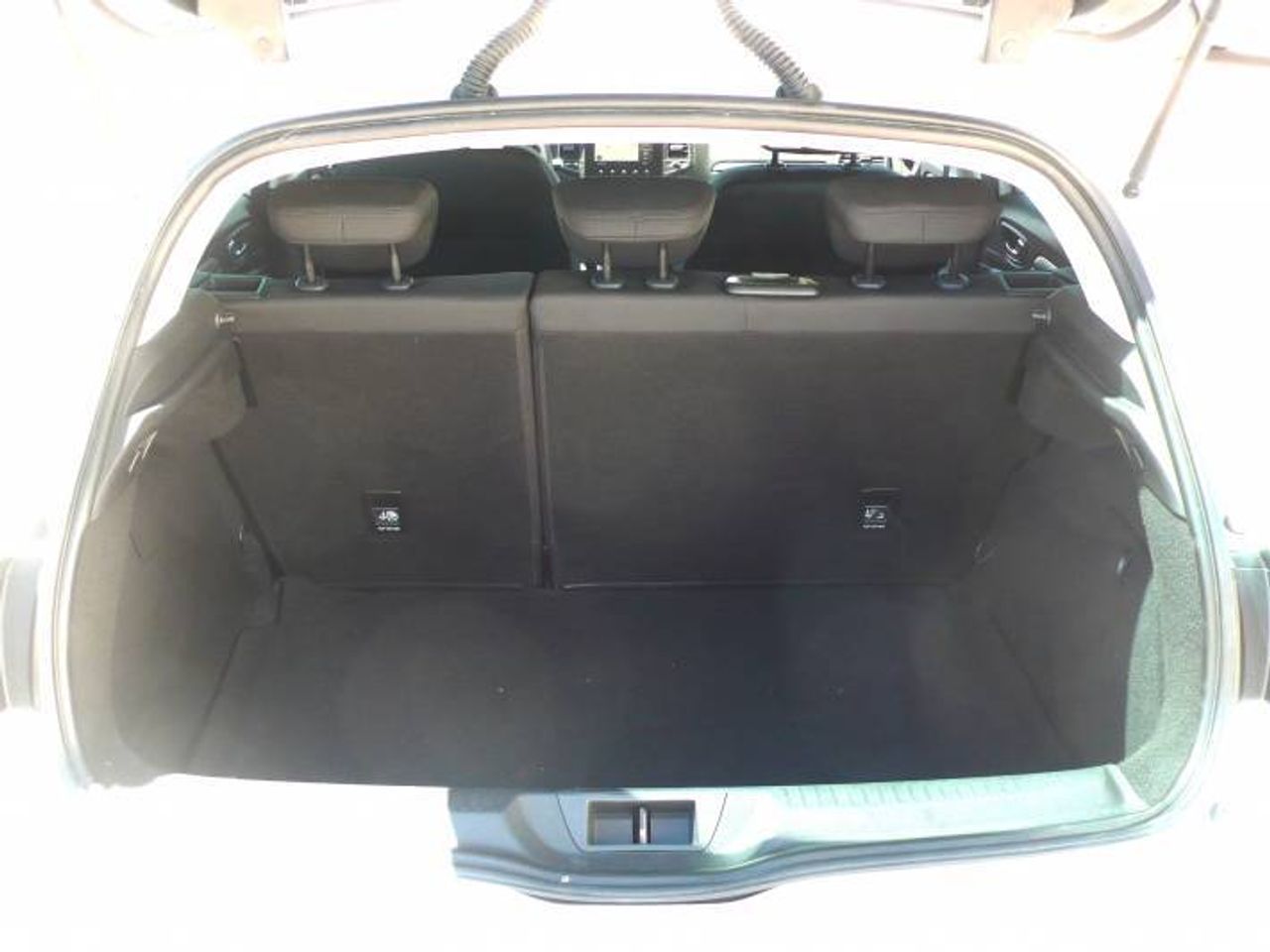Renault Megane 1.5dCi Blue Limited 85kW  - Foto 13