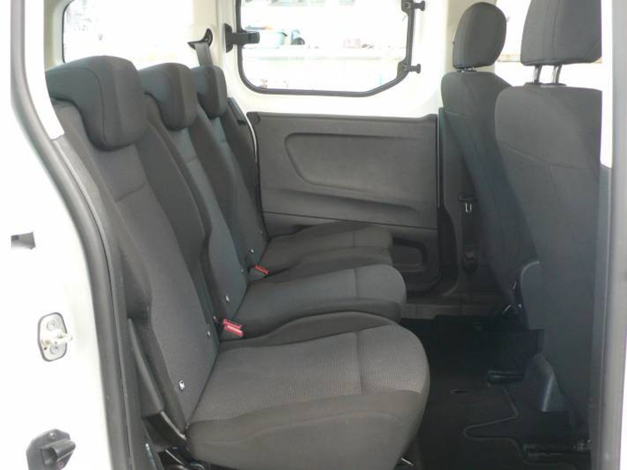 Peugeot Rifter Active Standar BlueHDi Combi  - Foto 12