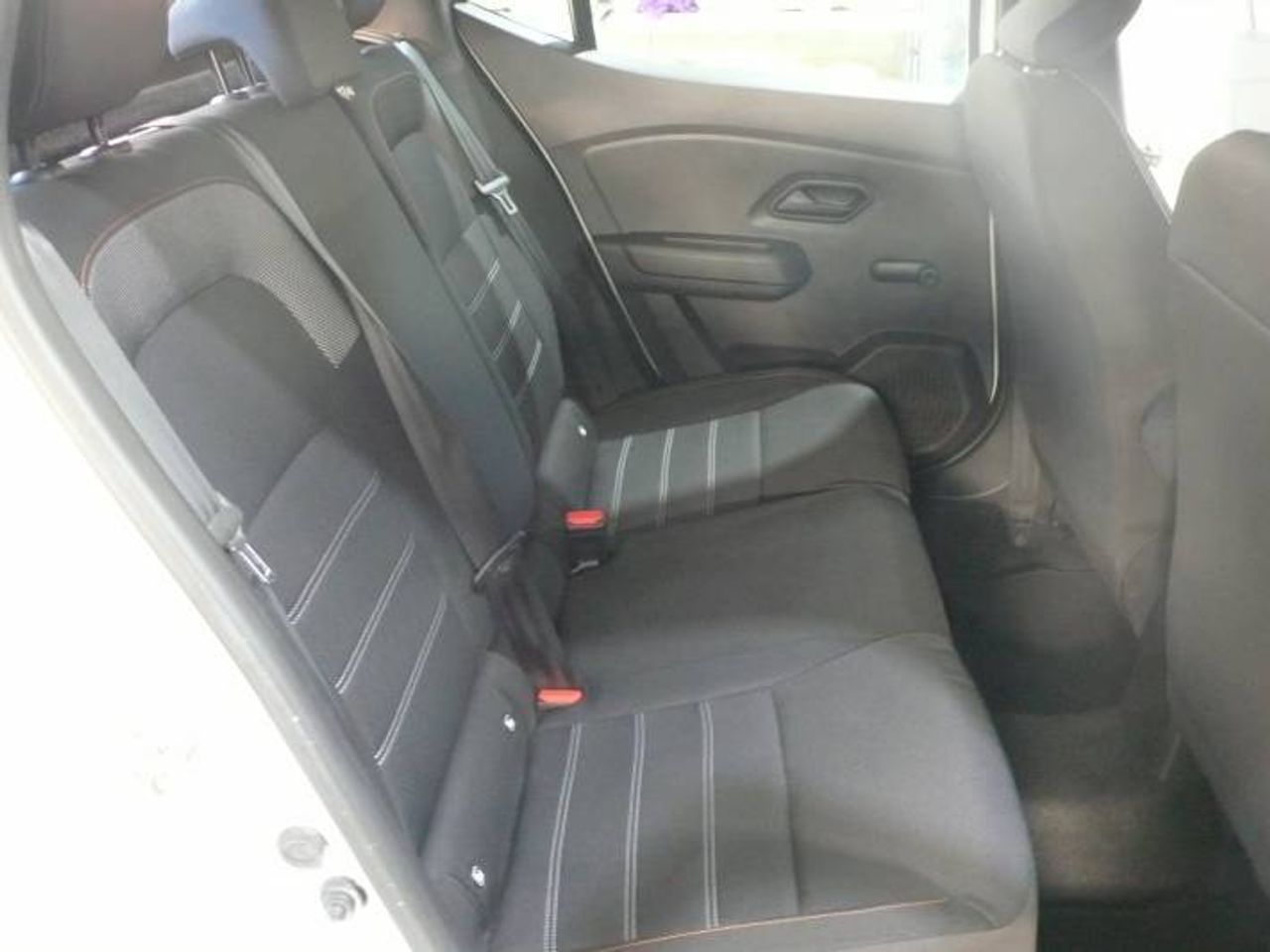 Dacia Sandero STEPWAY ESSENTIAL 74KW (100CV) ECO-G  - Foto 13