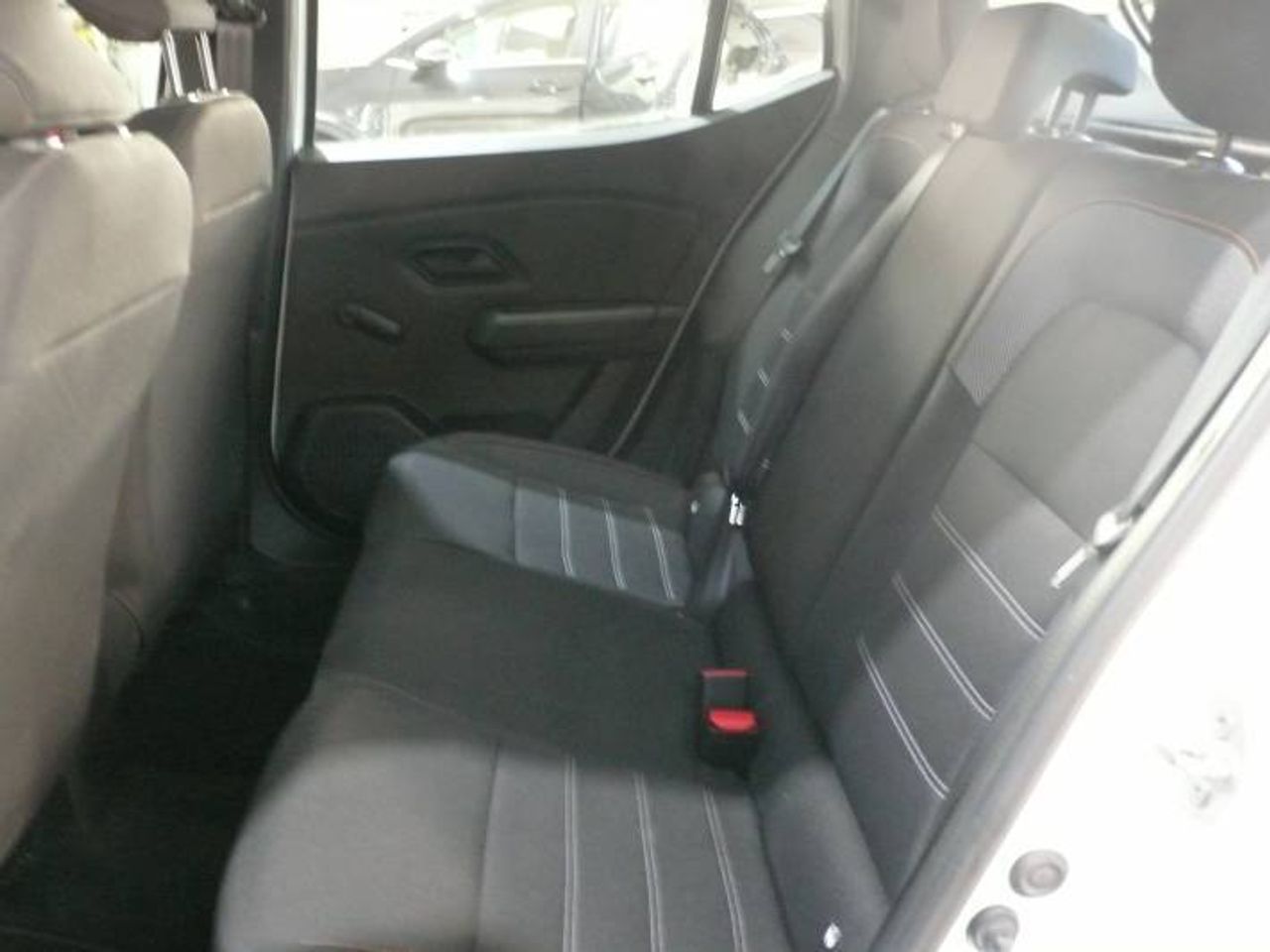 Dacia Sandero STEPWAY ESSENTIAL 74KW (100CV) ECO-G  - Foto 10