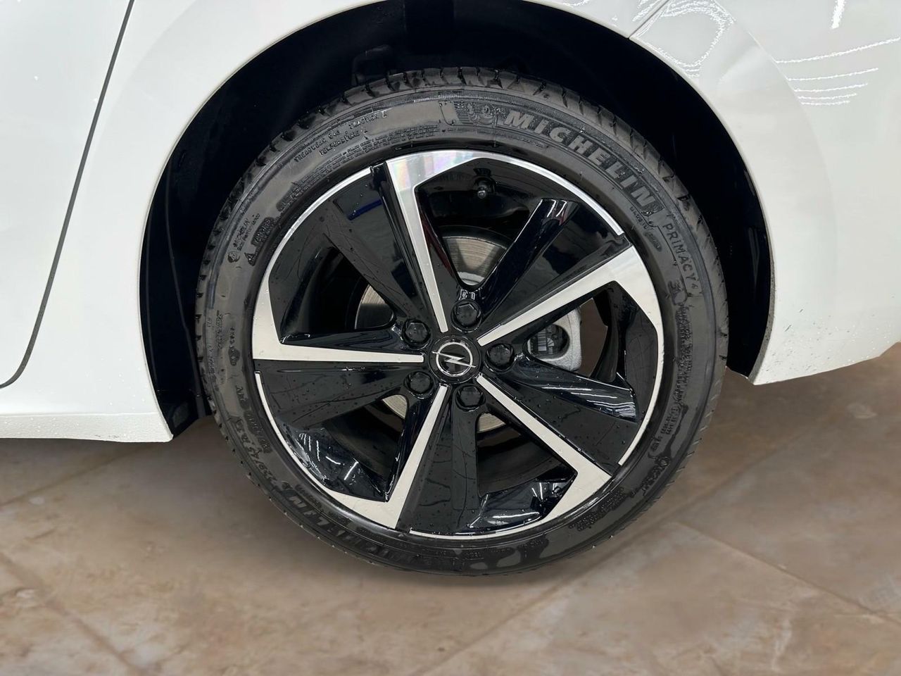 Opel Astra 1.2T XHL 110 TECH EDITION MIRROR LL17 RADAR AR+CA - foto 12