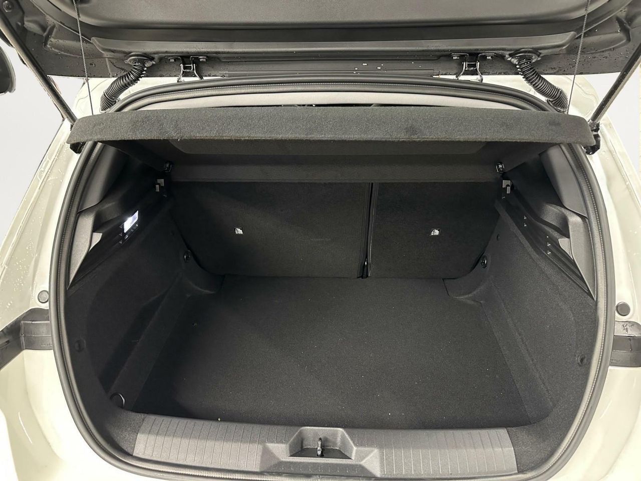 Opel Astra 1.2T XHL 110 TECH EDITION MIRROR LL17 RADAR AR+CA - foto 6