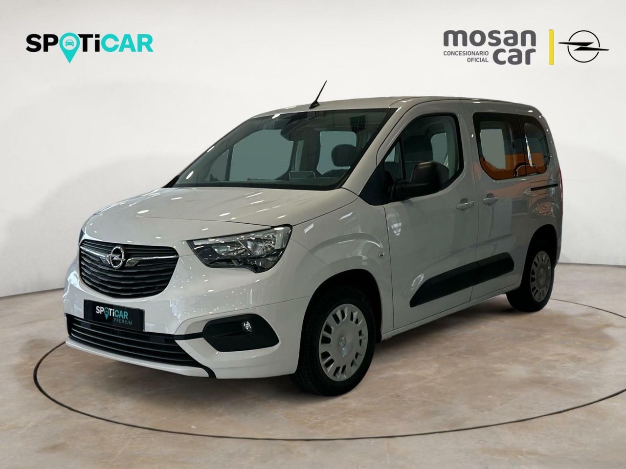 Mudanzas con regalos sorpresa  de segunda mano - opel combo cargo 2023 /
