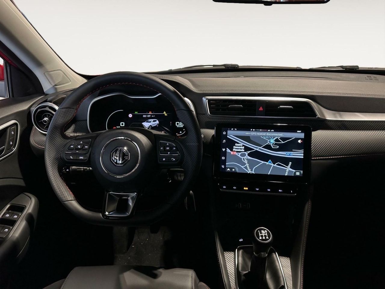 mg zs 2025 / foto grande (2)