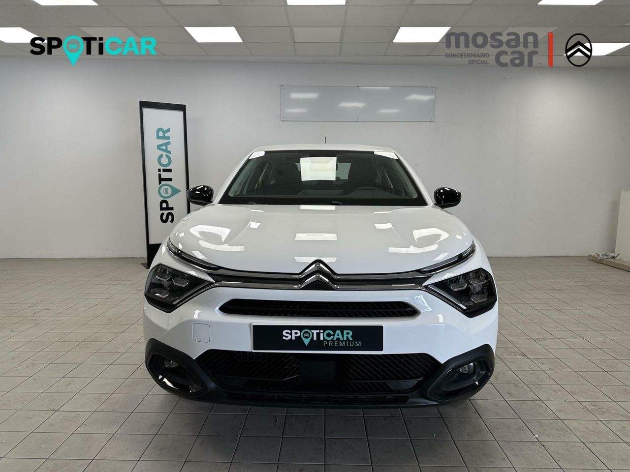 citroën c4 x 2024 / foto grande (2)