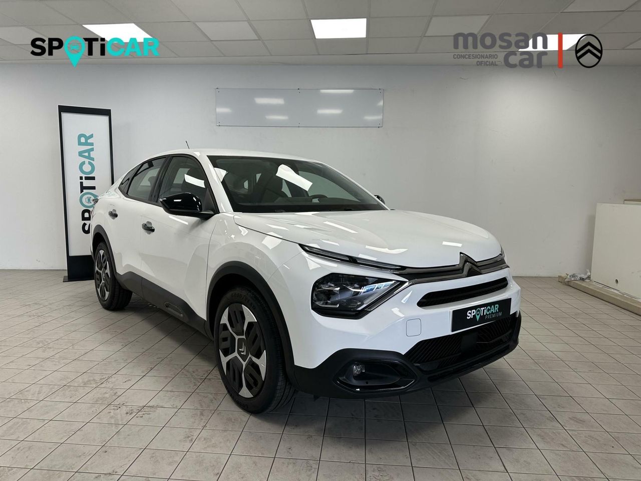 citroën c4 x 2024 / foto grande (3)