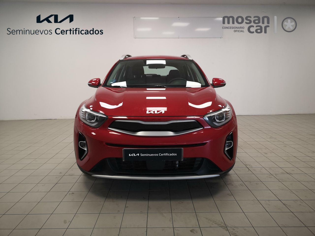 kia stonic 2024 / foto grande (2)