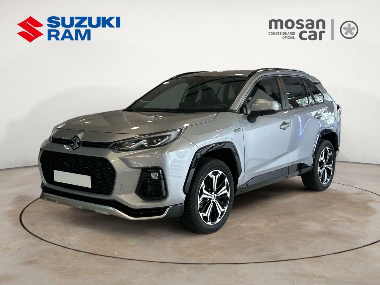Foto suzuki across 2025 /