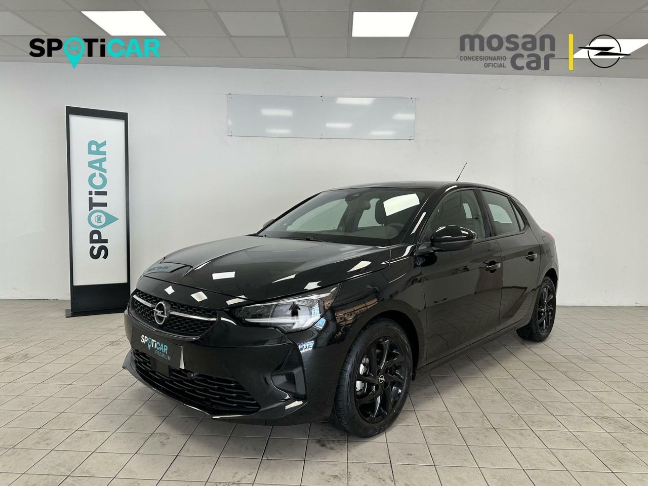 Foto opel corsa 2023 /