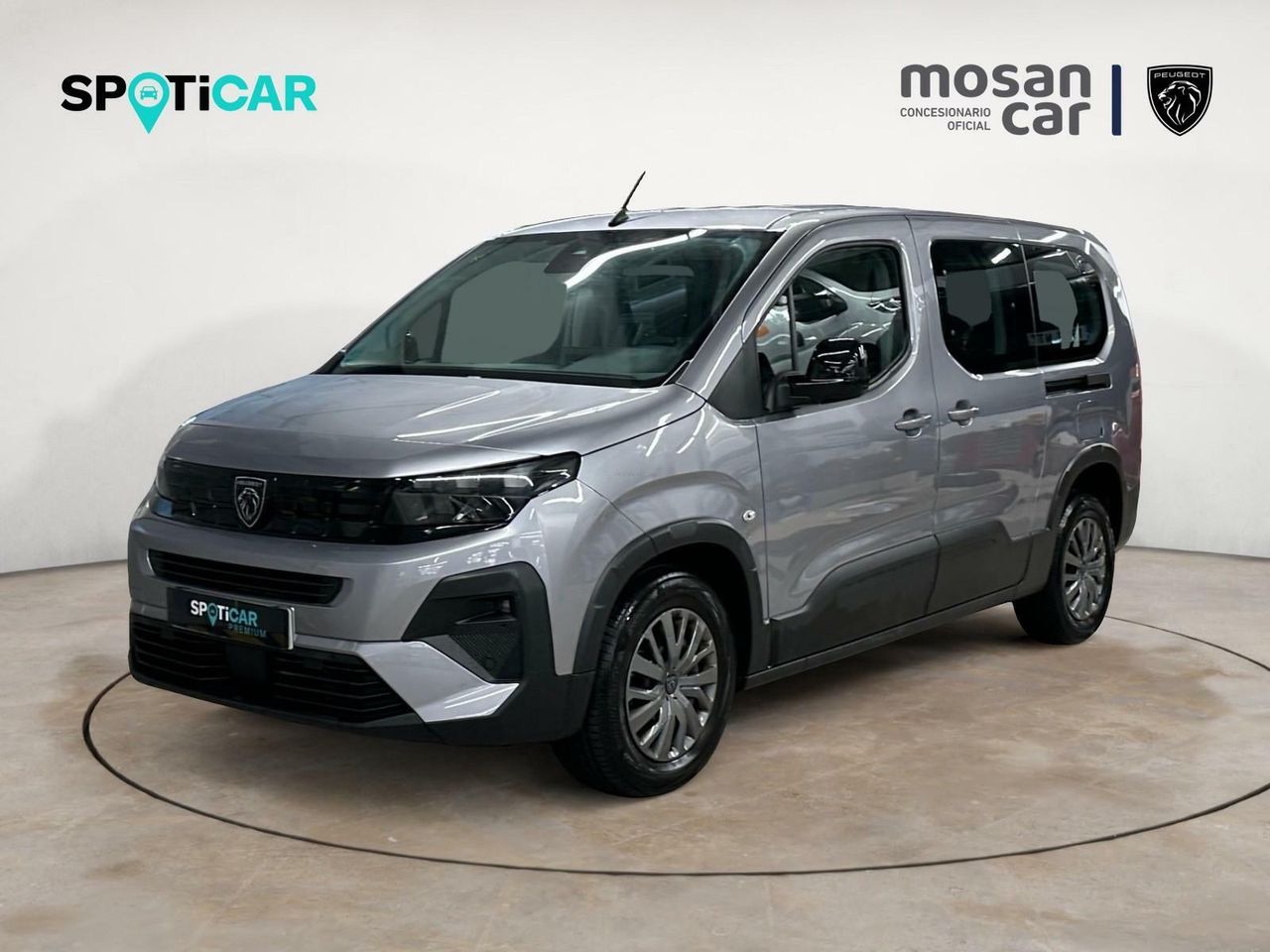 Material seminuevo  de segunda mano - peugeot rifter 2024 /