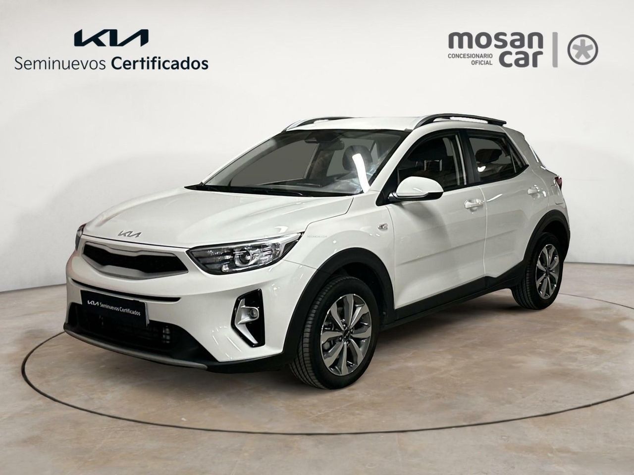 Hyundai bayon alerta plazas traseras  de segunda mano - kia stonic 2024 /