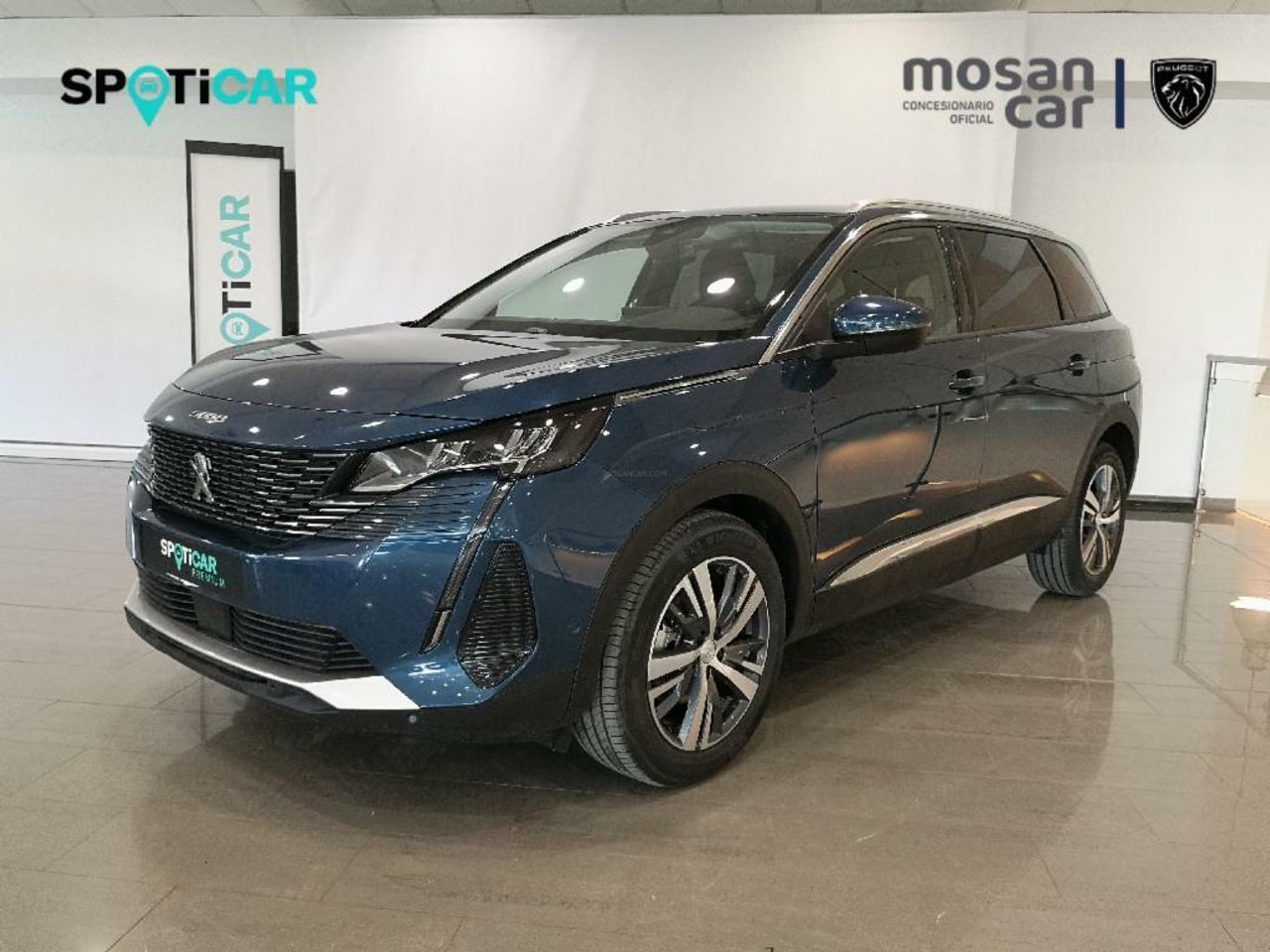 Casa planta baja acceso  de segunda mano - peugeot 5008 2024 /
