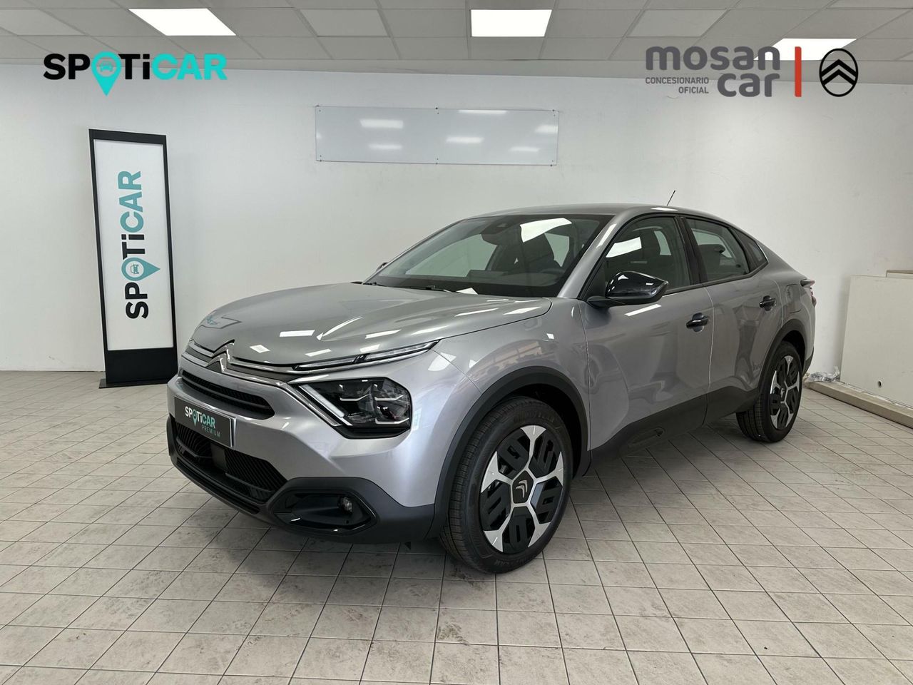 Hyundai ioniq automatico 2021  de segunda mano - citroën c4 x 2024 /