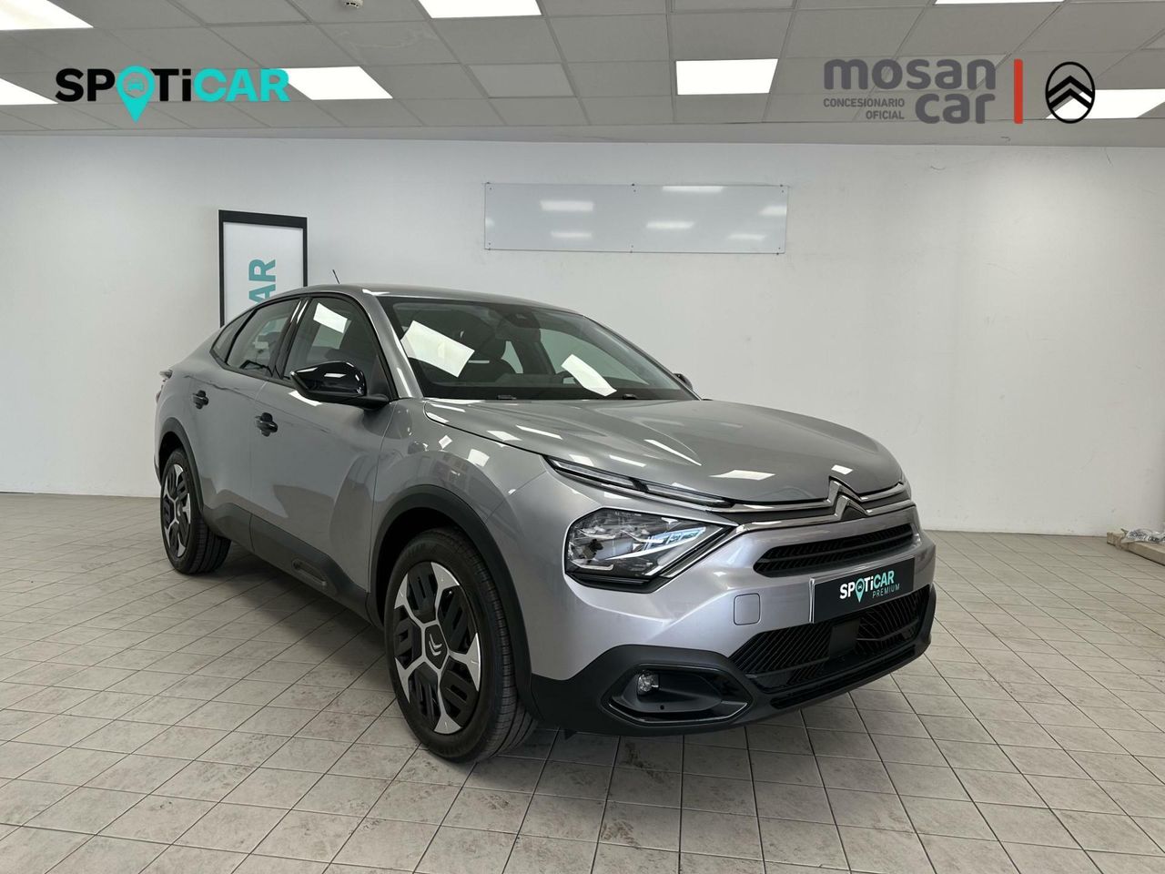 citroën c4 x 2024 / foto grande (3)