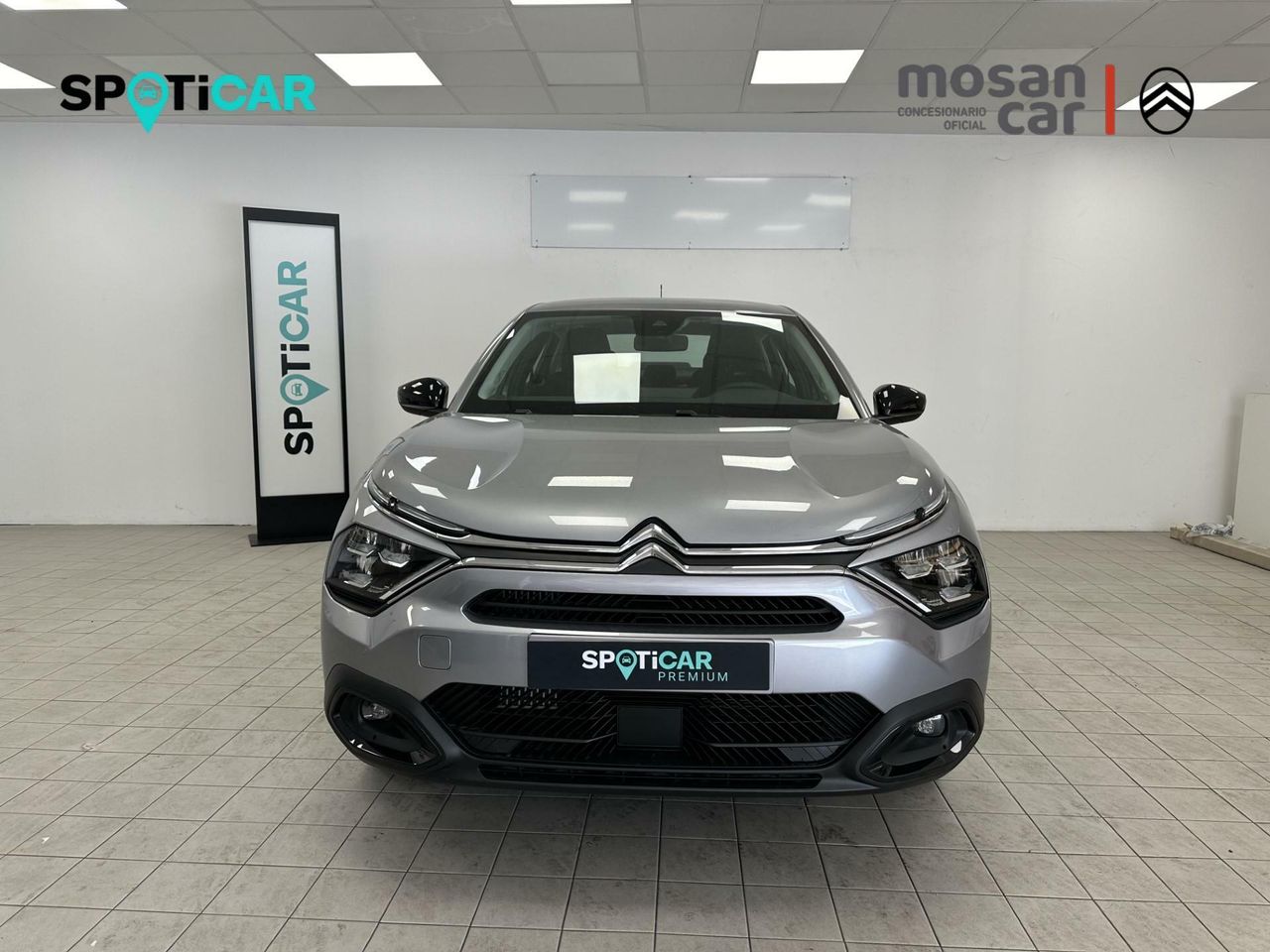 citroën c4 x 2024 / foto grande (2)