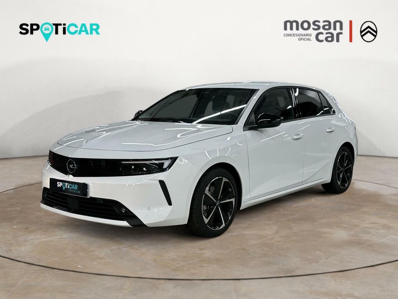 Foto opel astra 2024 /