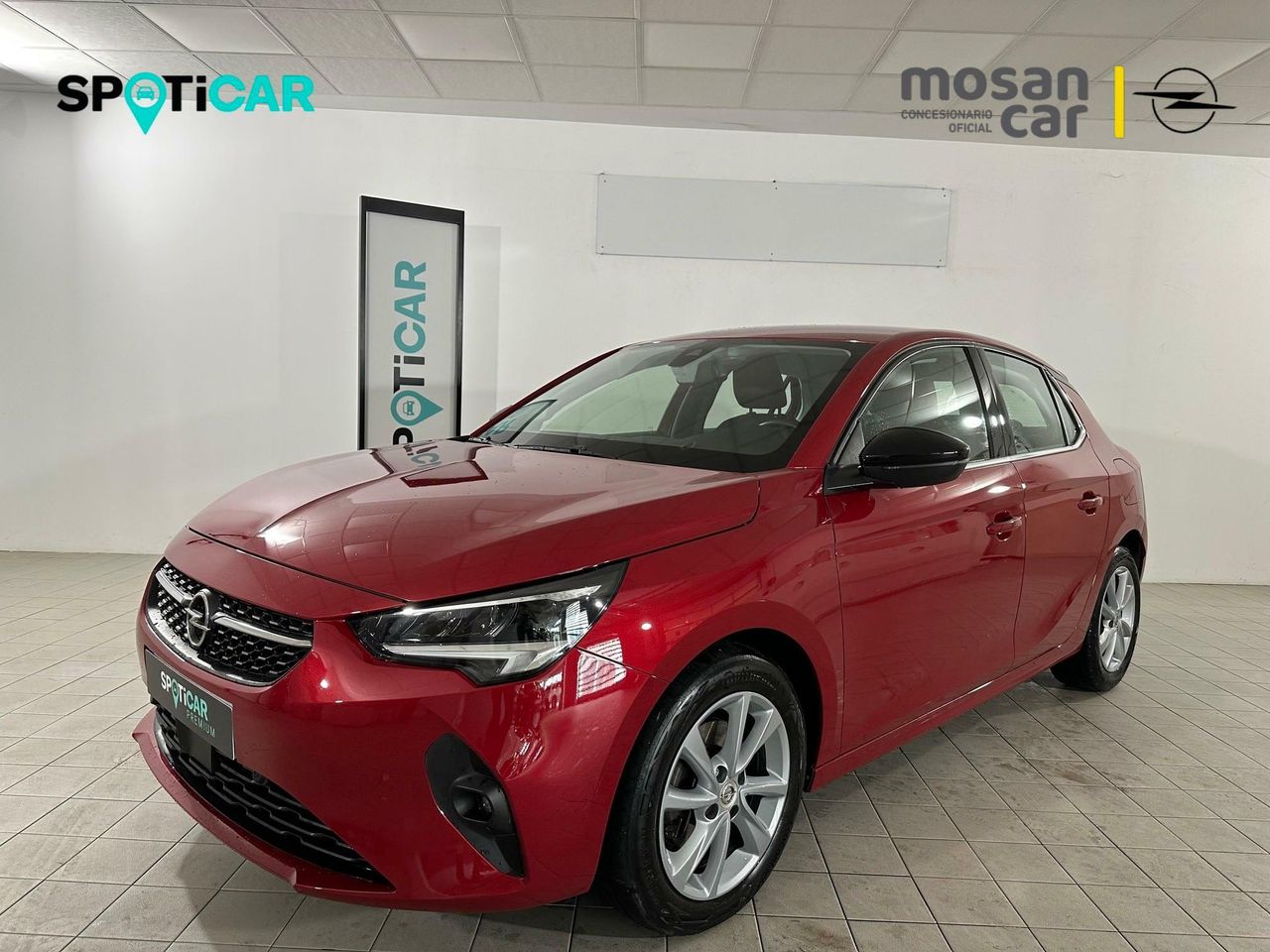 Foto opel corsa 2023 /