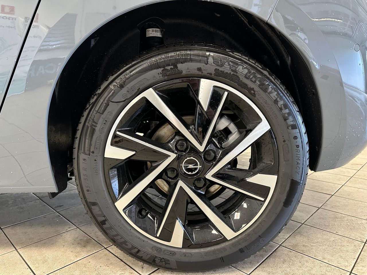 Opel Corsa 1.2T XHL HYBRID 81KW GS EDCT 110 5P - foto 11