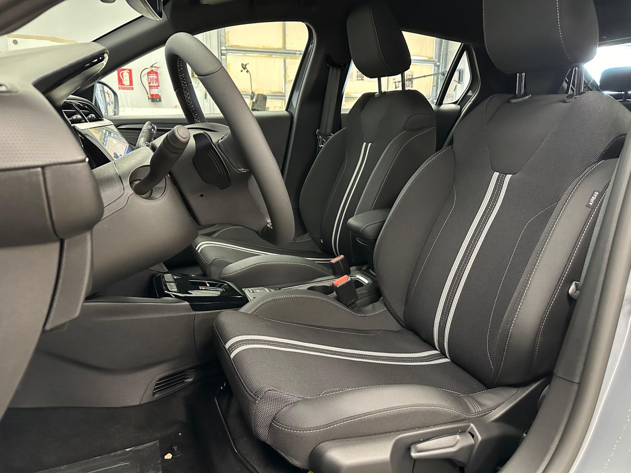 Opel Corsa 1.2T XHL HYBRID 81KW GS EDCT 110 5P - foto 9