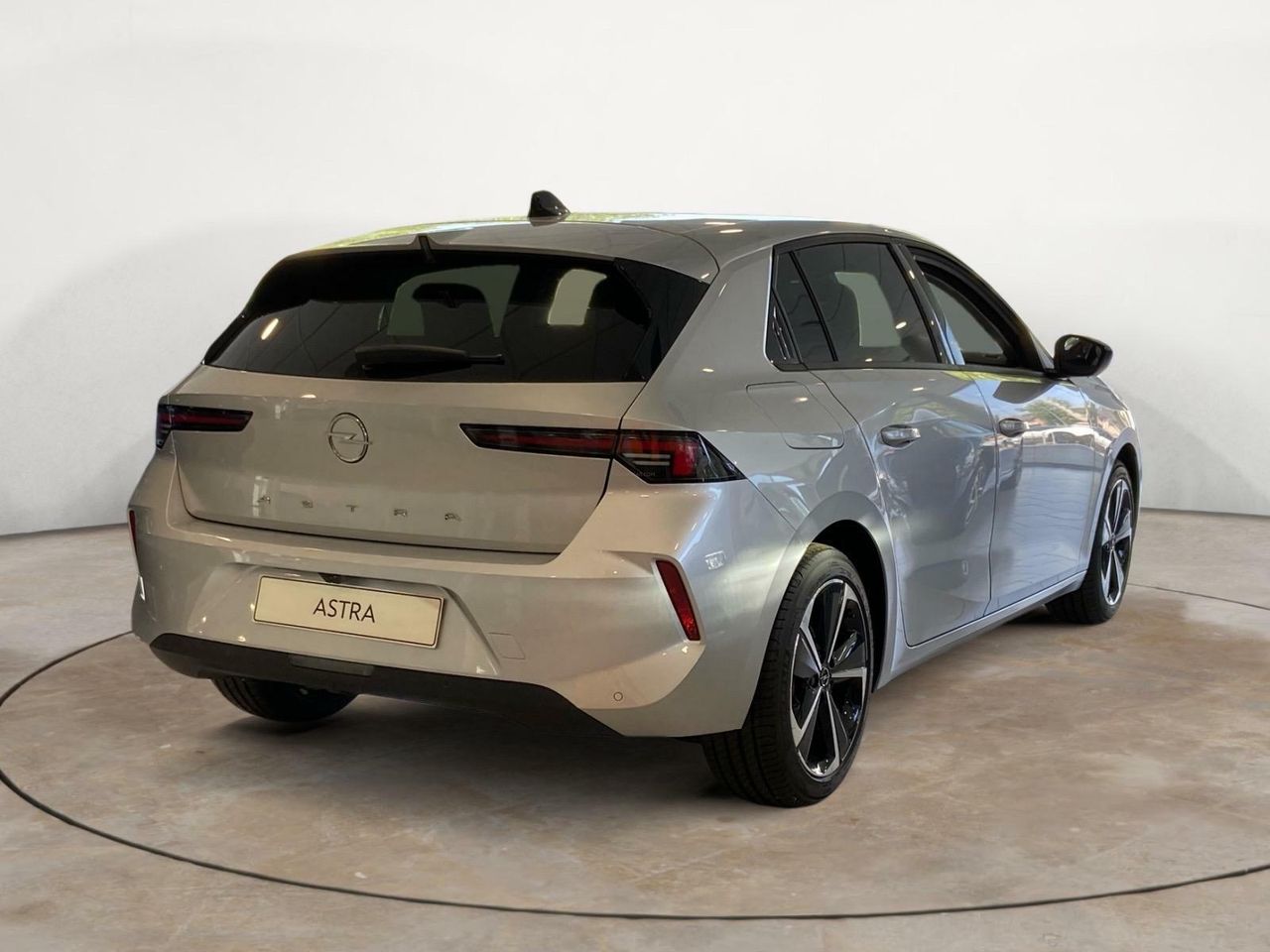 Opel Astra 1.2T XHL 110 TECH EDITION 110 MIRROR LL17 RADAR A - foto 29