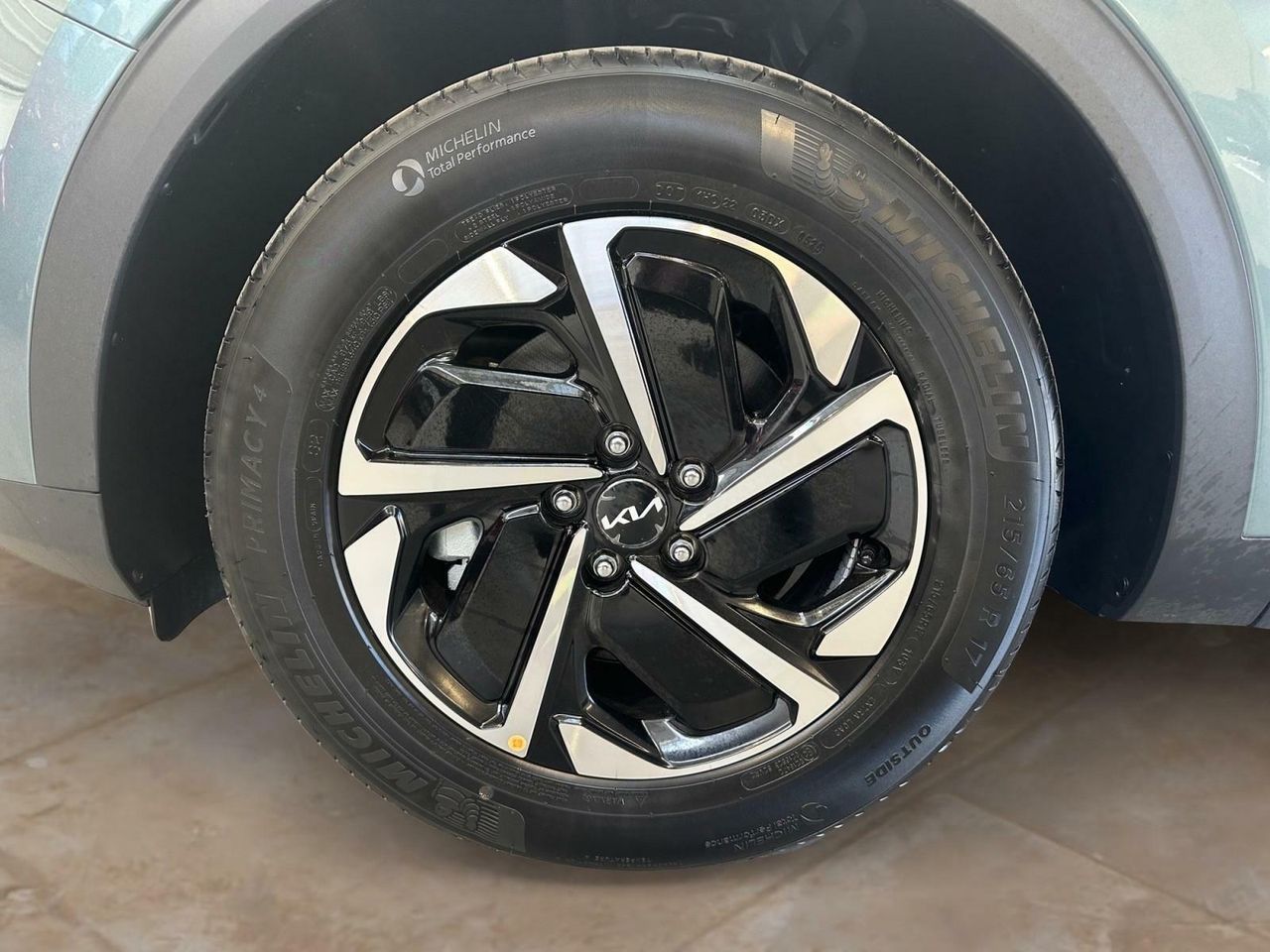 Kia Sportage 1.6 T-GDI MHEV 160 DRIVE GPS LL17 RADAR AV AR+C - foto 12