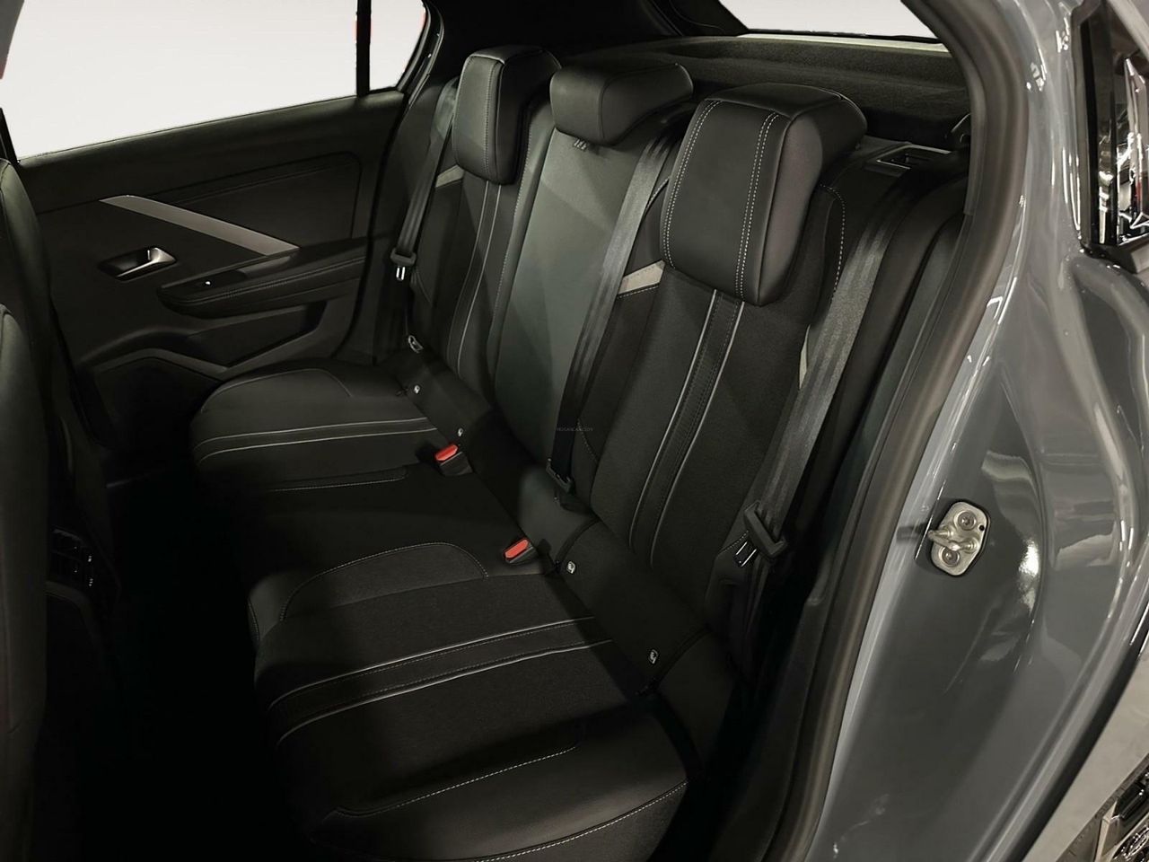 Opel Astra 1.2 XHT MHEV 145 EDCT GS TECHO GPS LL18 RADAR AV  - foto 13