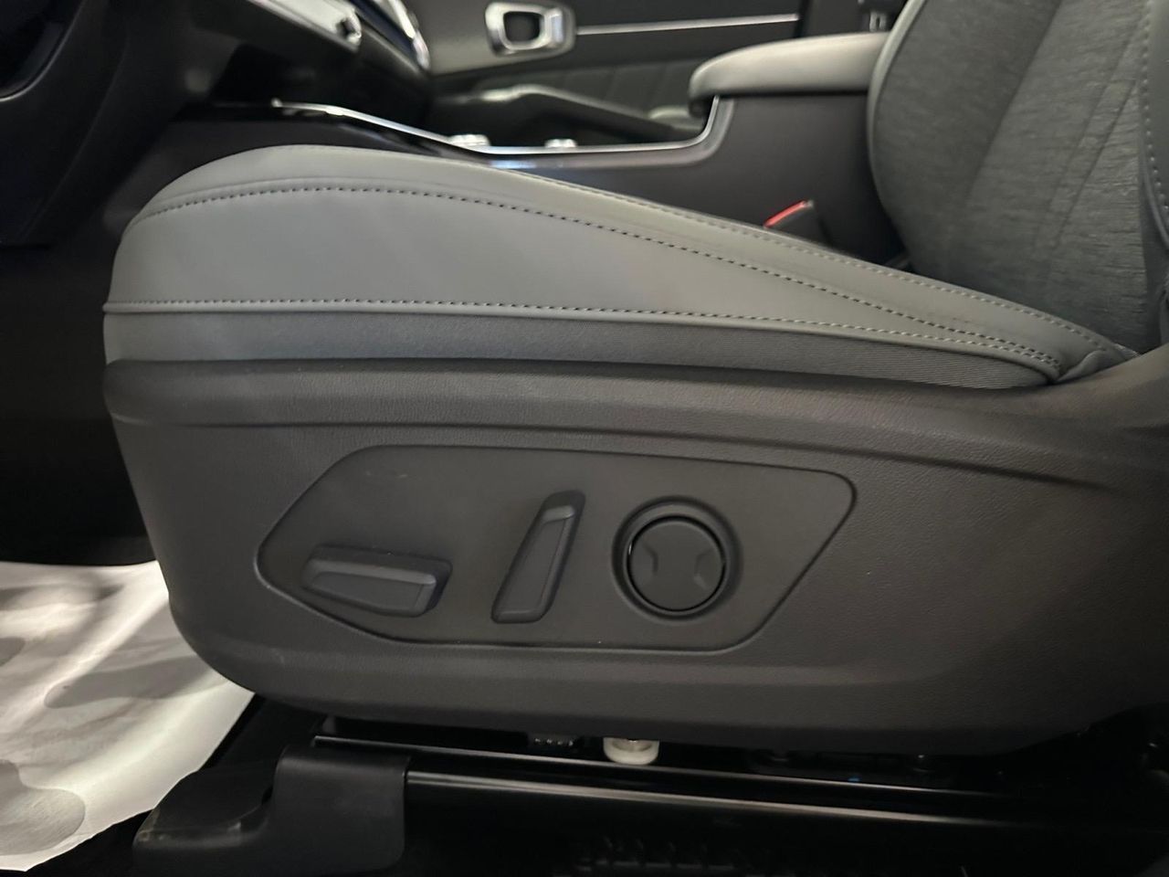 Kia Sorento N 1.6 T-GDI HEV 215 EMOTION 4WD 7PL TECHO PORTON - foto 30