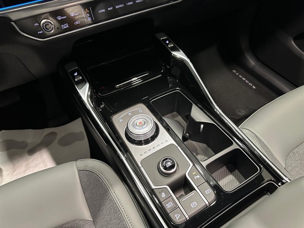 Kia Sorento N 1.6 T-GDI HEV 215 EMOTION 4WD 7PL TECHO PORTON - foto 25