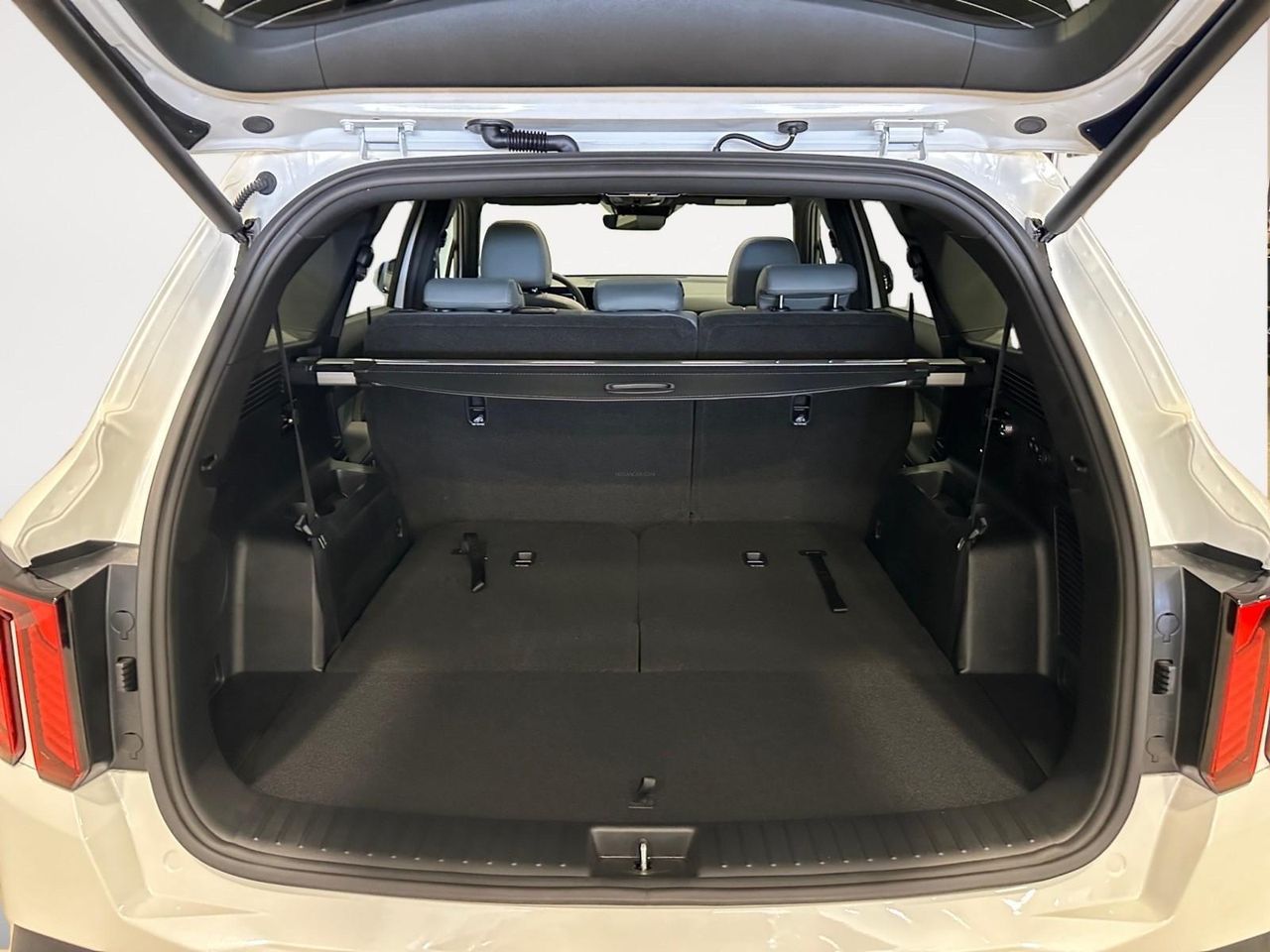 Kia Sorento N 1.6 T-GDI HEV 215 EMOTION 4WD 7PL TECHO PORTON - foto 6