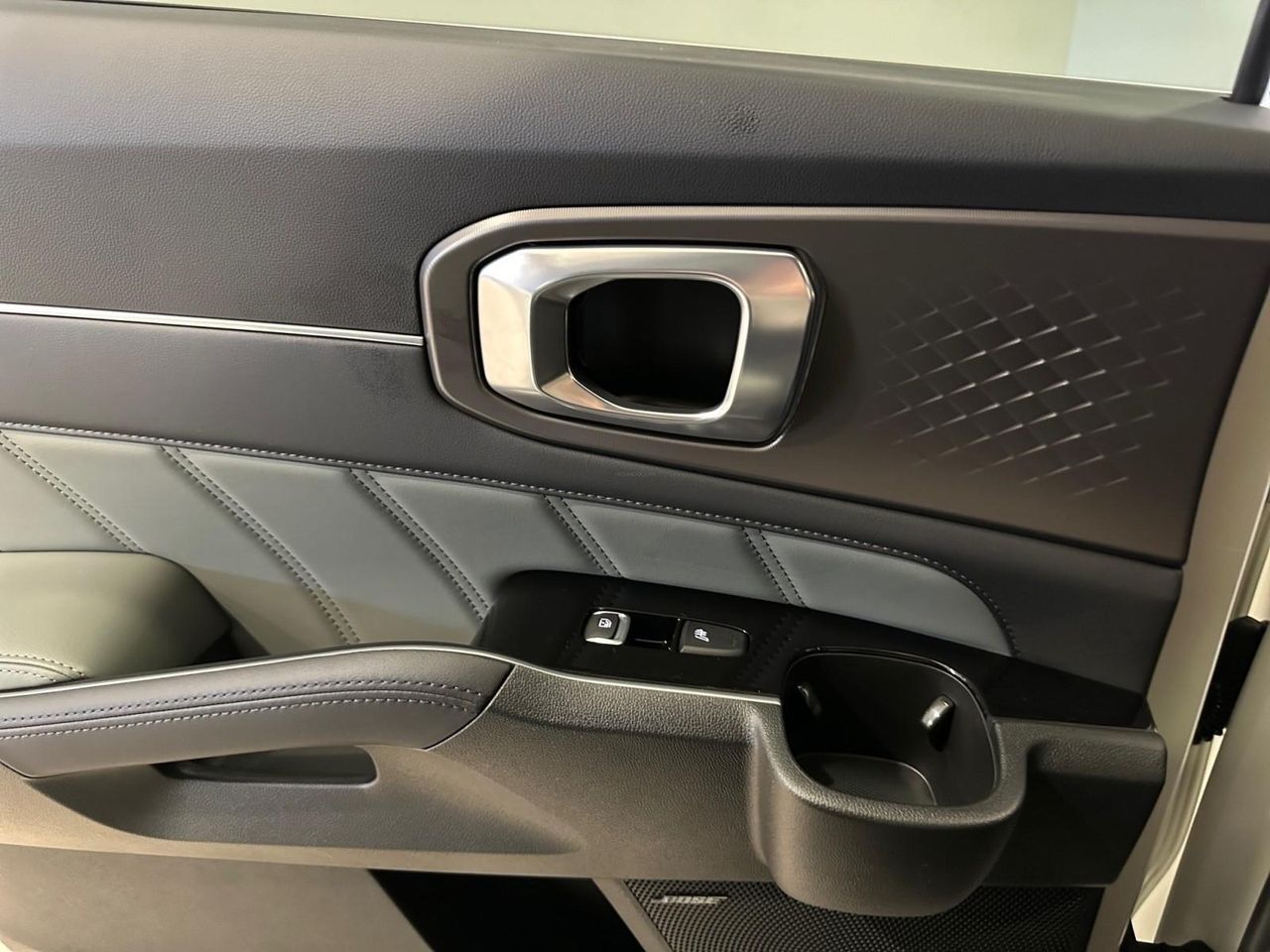 Kia Sorento N 1.6 T-GDI HEV 215 EMOTION 4WD 7PL TECHO PORTON - foto 31