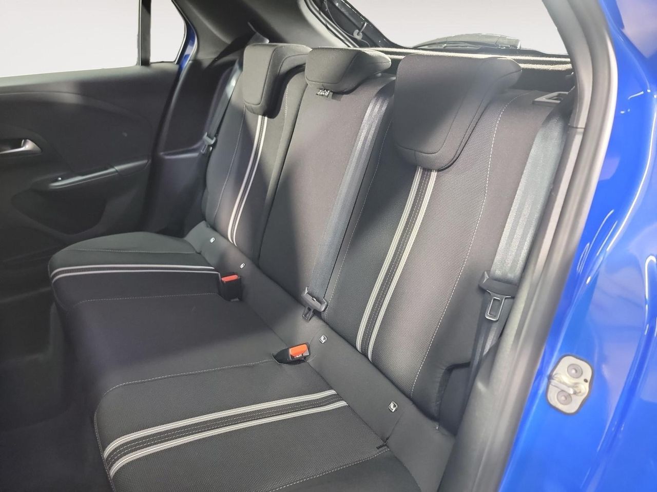 Opel Corsa 1.2T XHL 74KW GS 100 5P - foto 10