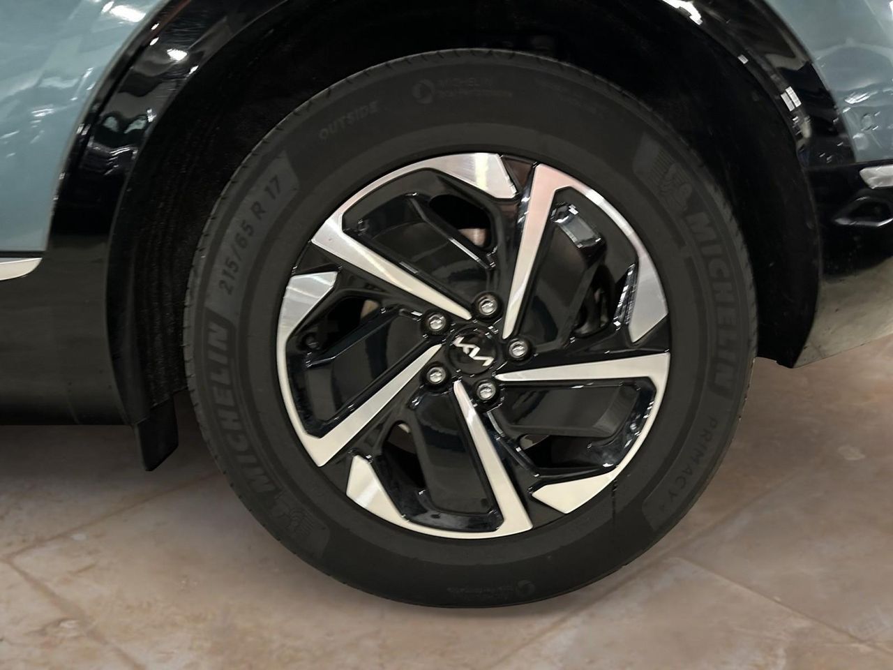 Kia Sportage 1.6 T-GDI PHEV 252 DCT TECH 4WD LUXURY GPS LL19 - foto 13