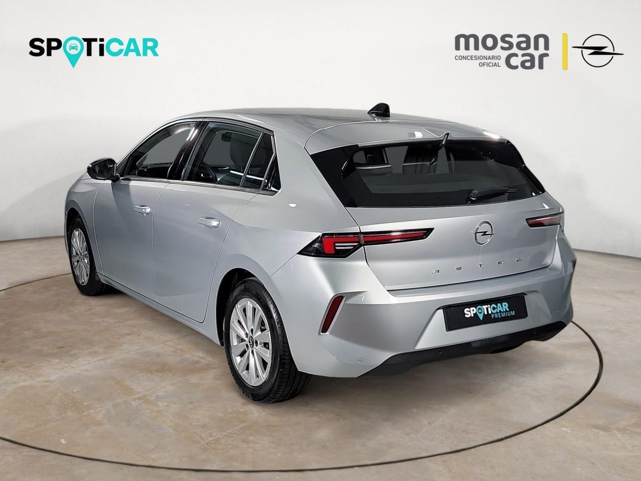 Opel Astra 1.2T XHL 110 EDITION GPS LL16 RADAR AV AR+CAM KEY - foto 8