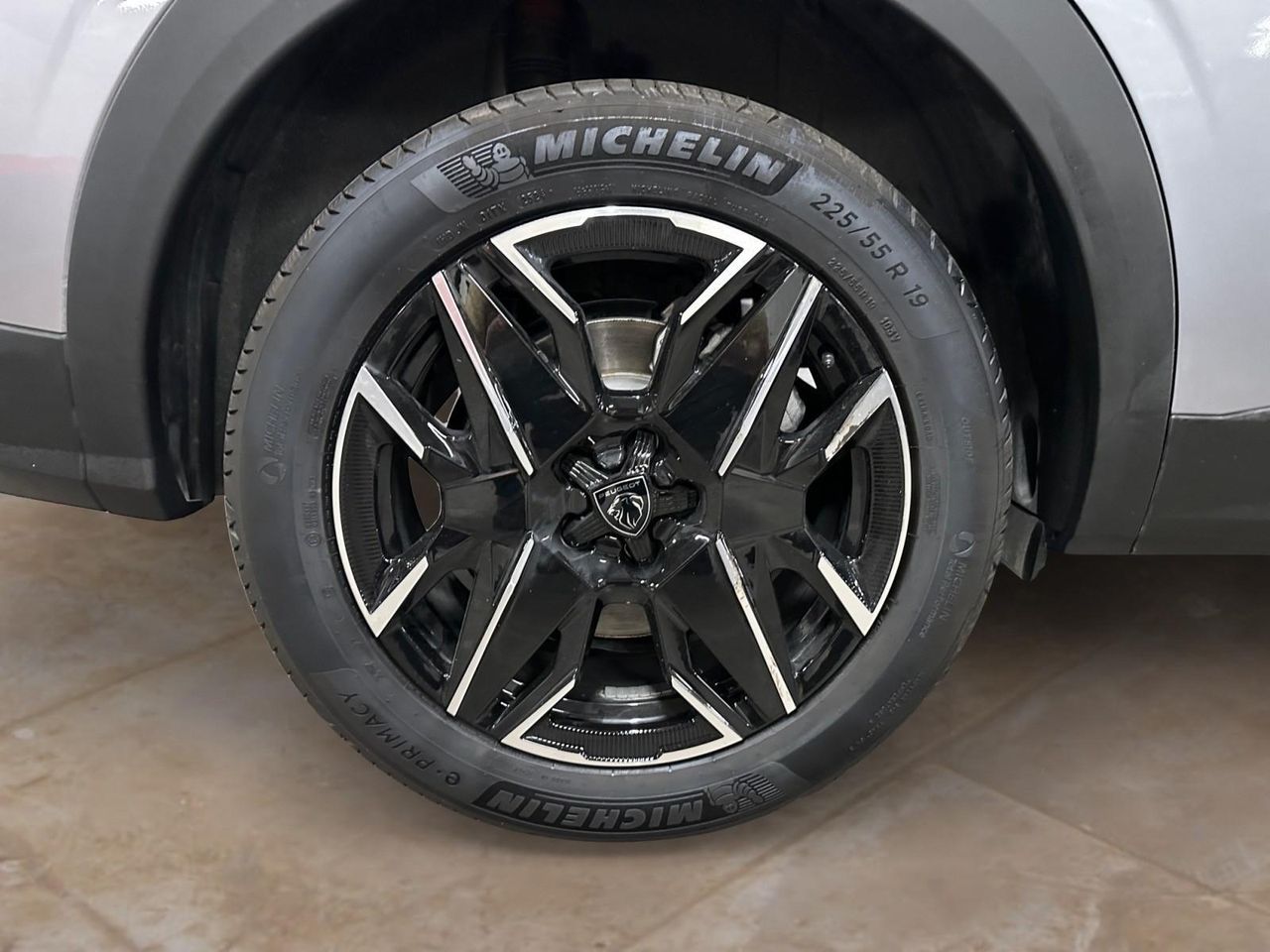 Peugeot 5008 N 1.2 MHEV 145 EDCS6 ALLURE 7PL GPS LL19 RADAR  - foto 15