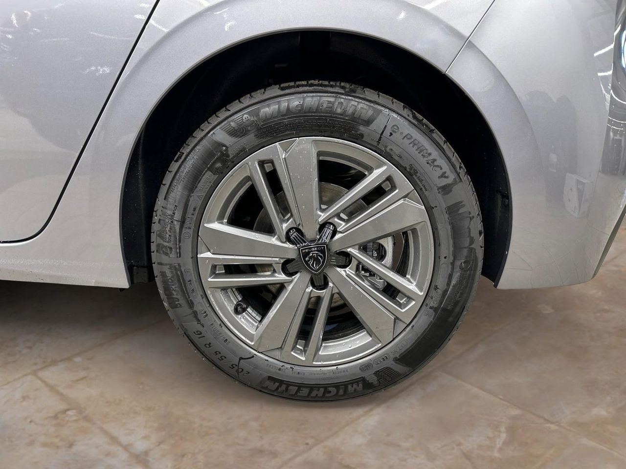 Peugeot 308 1.5 BLUEHDI 130 EAT8 STYLE GPS LL16 RADAR AR - foto 14