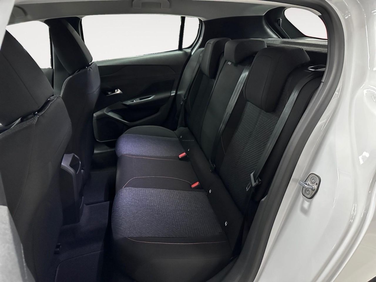 Peugeot 308 1.5 BLUEHDI 130 EAT8 STYLE GPS LL16 RADAR AR - foto 13