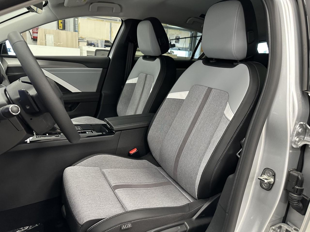 Opel Astra 1.6T PHEV 180 ELEGANCE MIRROR LL17 RADAR AV AR+CA - foto 12