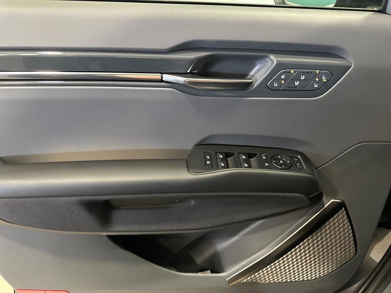 Kia EV9 BEV 100KWH 385 GT-LINE AWD 7PL GPS LL21 RADAR AV AR+ - foto 35