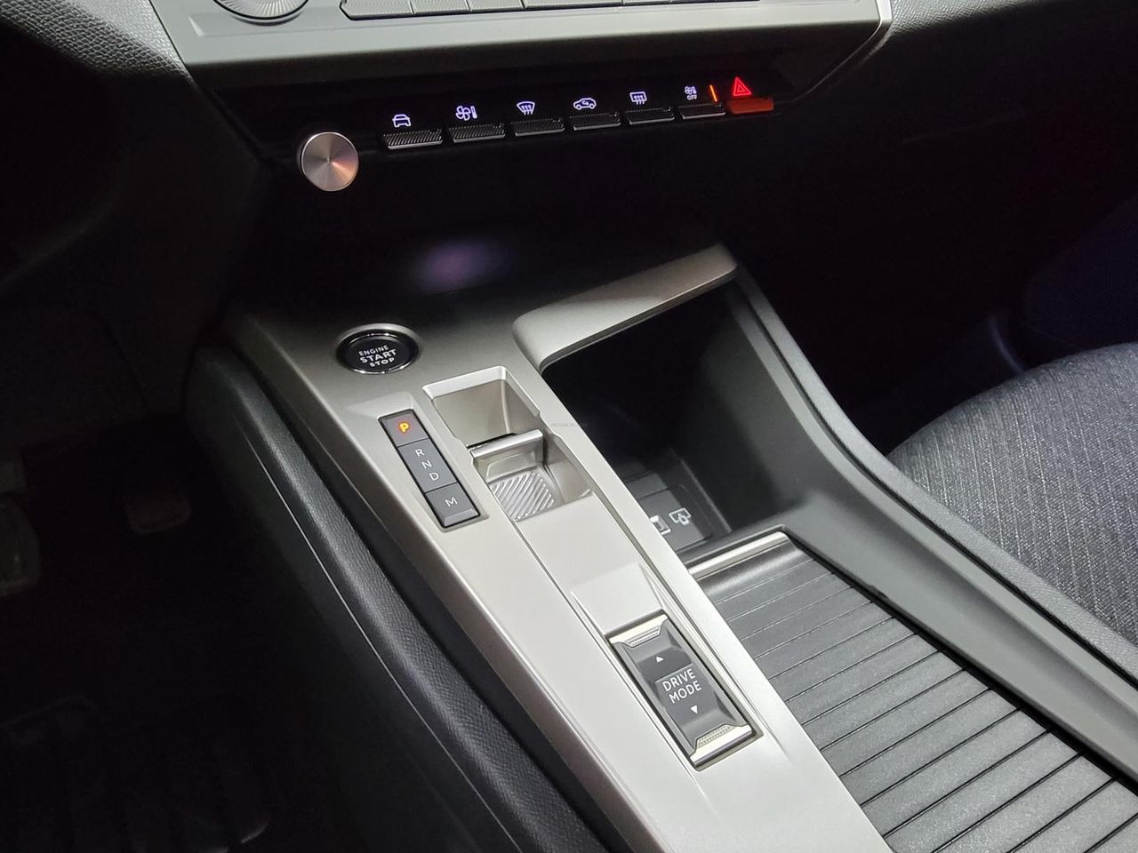 Peugeot 308 1.5 BLUEHDI 130 EAT8 STYLE GPS LL16 RADAR AR - foto 20