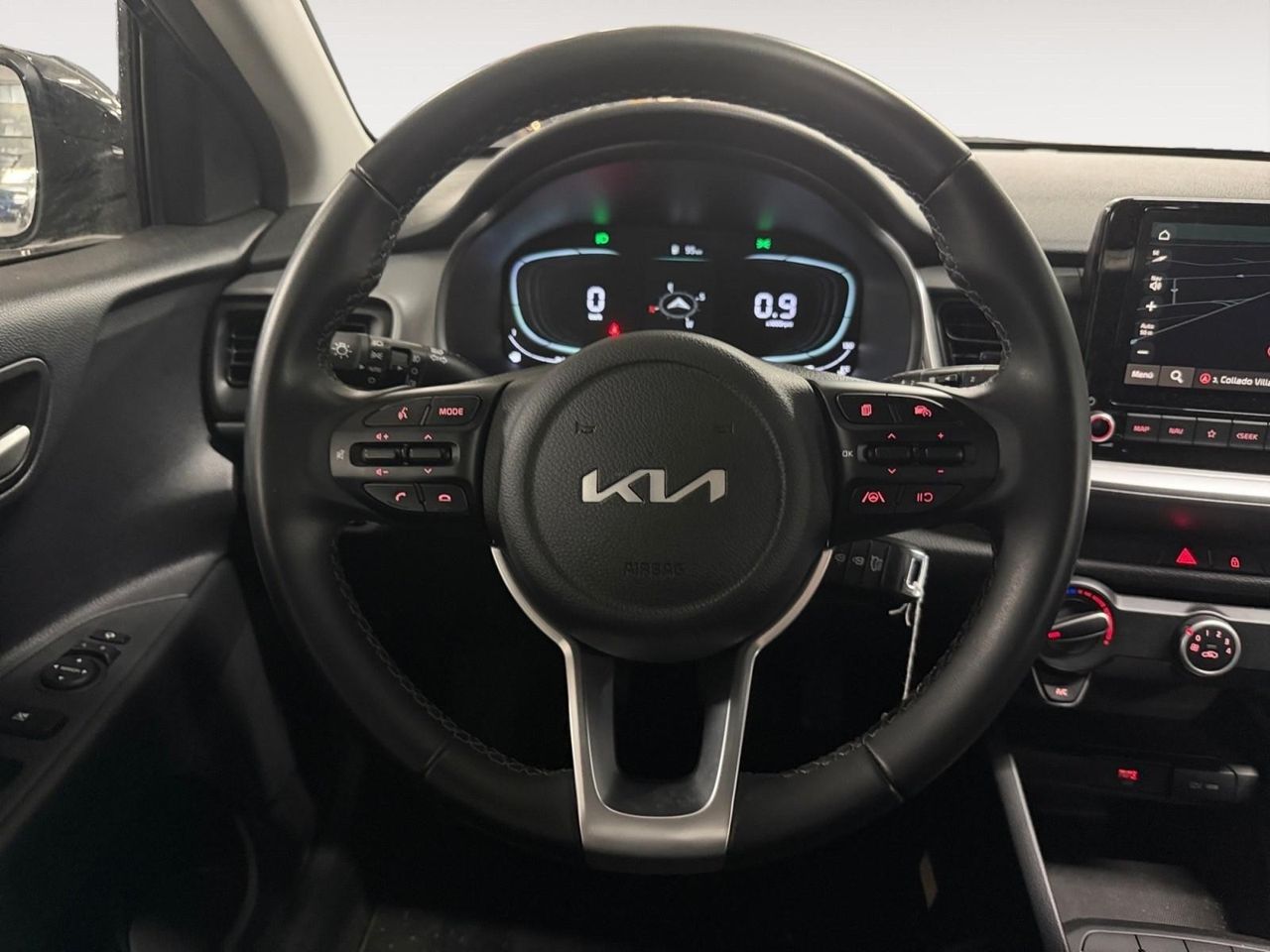 Kia Stonic 1.0 T-GDI MHEV IMT 100 BUSINESS GPS LL16 RADAR AR - foto 17