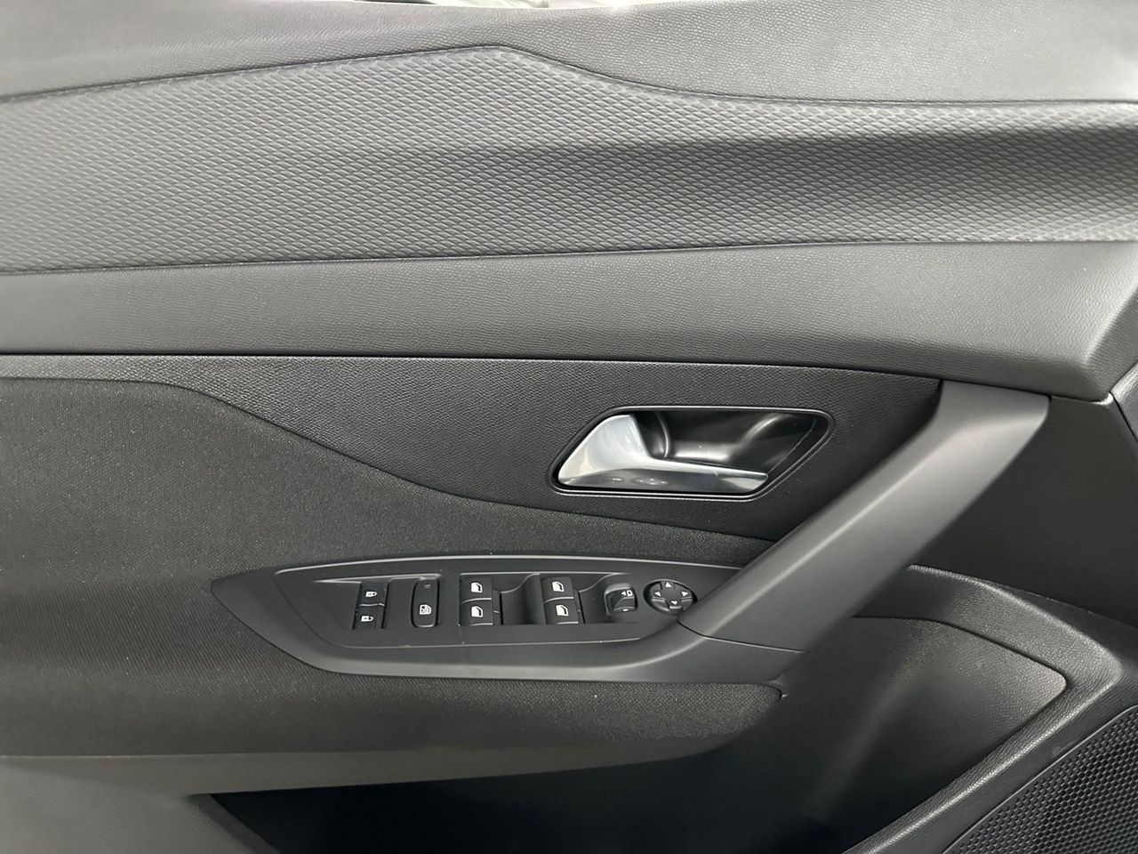 Peugeot 308 1.5 BLUEHDI 130 EAT8 STYLE GPS LL16 RADAR AR - foto 23